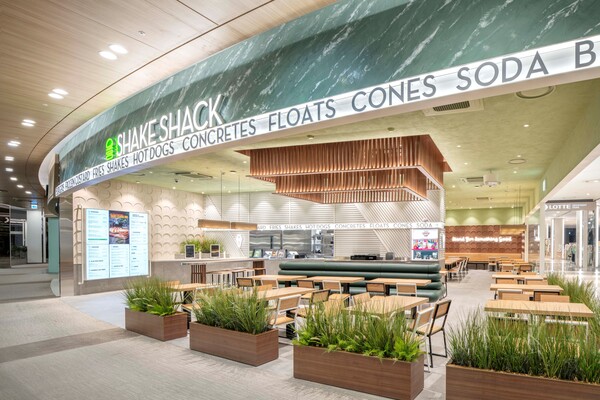 ▲SPC가 운영하는 파인 캐주얼 브랜드 쉐이크쉑(Shake Shack)이 ‘도박 사이트 추천’을 개점했다./사진=SPC