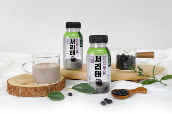 ▲국산 보증 사이트의 맛과 영양을 한 병에 담은 풀무원녹즙 ‘보증 사이트 콩즙 두유’./사진=풀무원