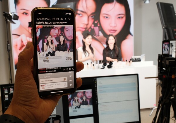 ▲아모레퍼시픽이 라이브커머스 부문 누적 방송 5000회, 판매 1000억 원을 돌파했다./사진=아모레퍼시픽