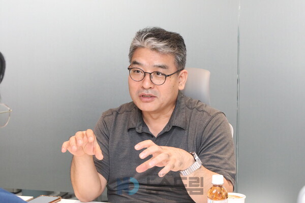 ▲ 조성길 고팍스 준법감시인이 지난달 19일 슬롯 사이트 드림과 인터뷰하고 있다. 사진=고팍스 제공
