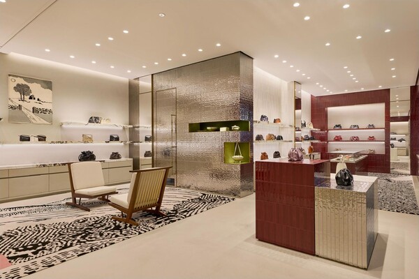 ▲현대면세점 무역센터점 8층에 위치한 로에베 매장 전경./사진=현대백화점그룹