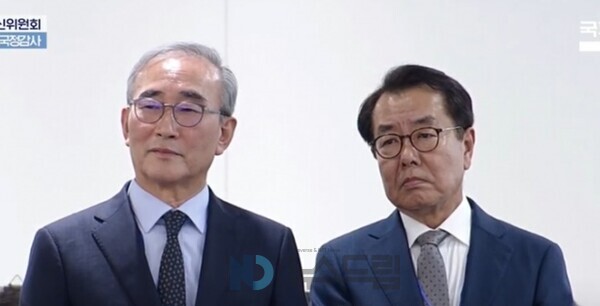 ▲(왼쪽부터) 김영섭 케이티 대표이사, 최영범 케이티스카이라이프 대표이사. 2024년 국회 국정감사 당시 국회방송 화면 캡처=뉴스드림